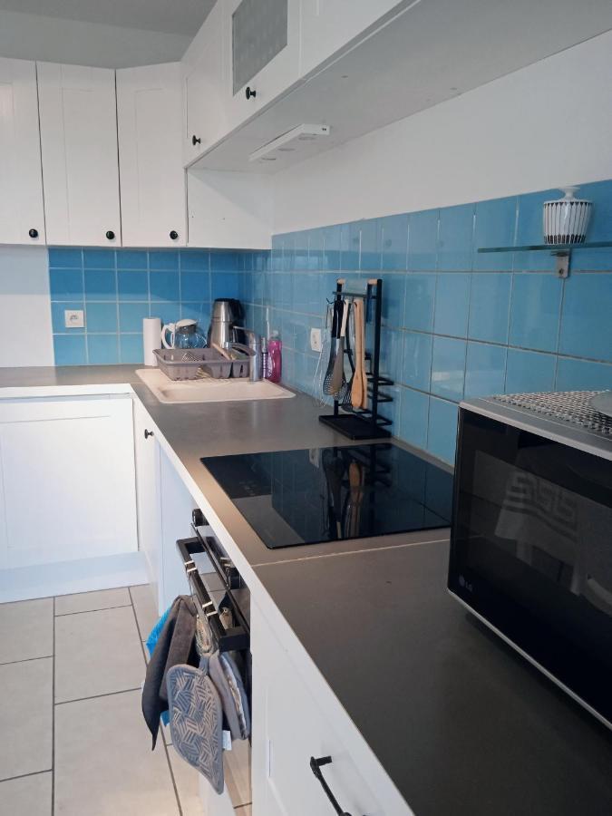 Logement Dans Residence - A 10 Km Du Centre Ville Et A 5 Minute Du Parlement Europeen Avec Parking Gratuit Hoenheim Esterno foto