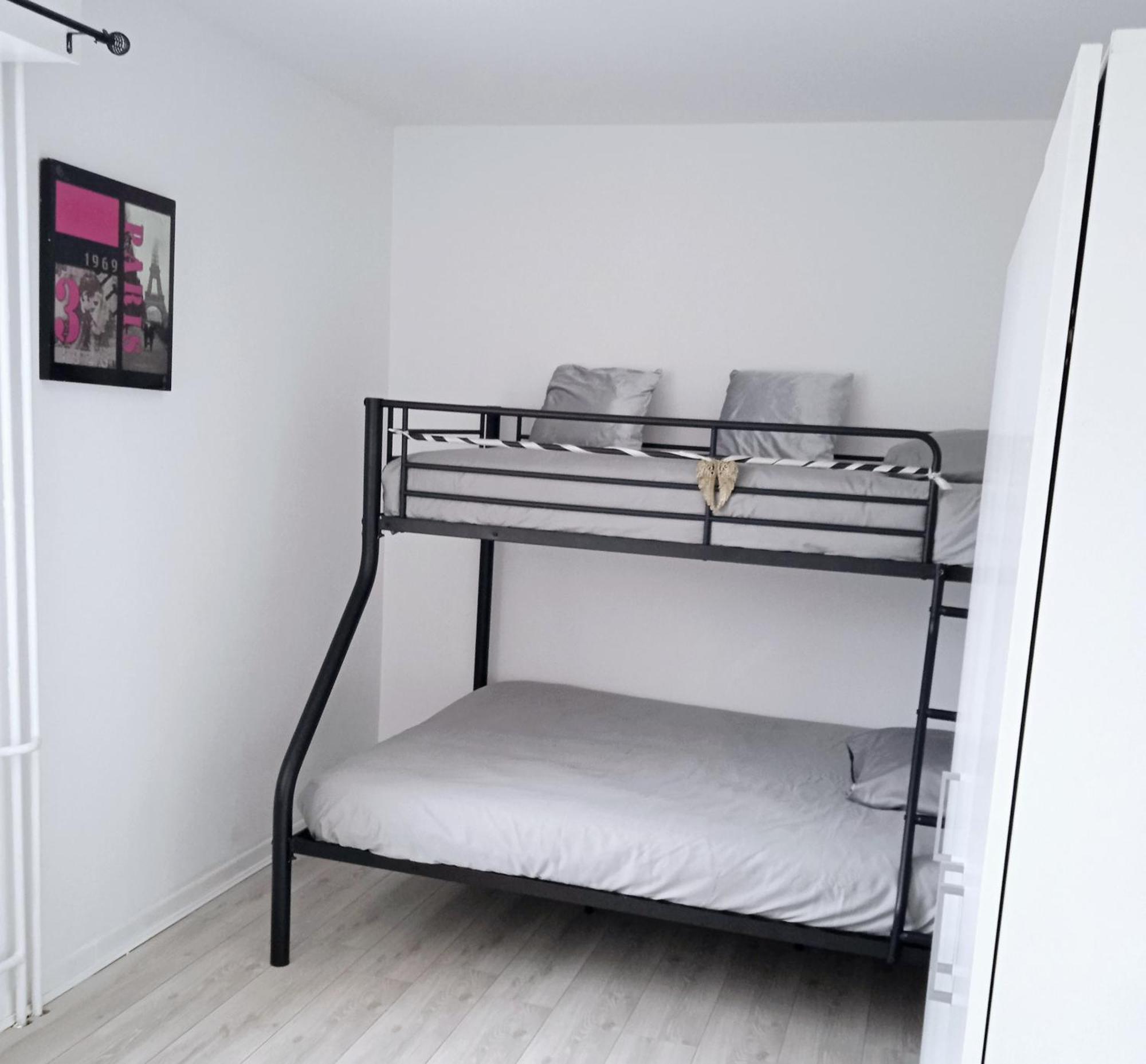 Logement Dans Residence - A 10 Km Du Centre Ville Et A 5 Minute Du Parlement Europeen Avec Parking Gratuit Hoenheim Esterno foto